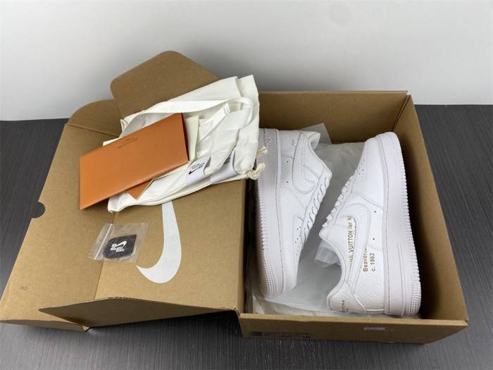 NIKE AIR FORCE1’07 SNEAKERS WHITE