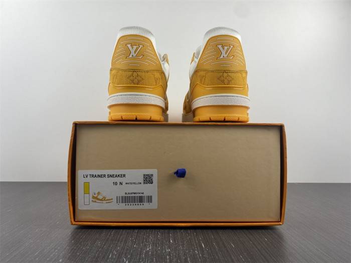 LOUI VUITTO SNEAKER