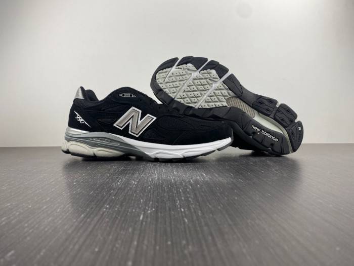 NEW BALANCE 992 NAVY GREY M990BS3