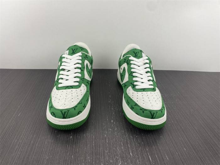 NIKE AIR FORCE1’07 SNEAKERS