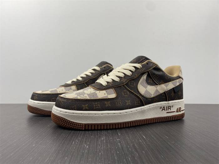 NIKE AIR FORCE1’07 SNEAKERS