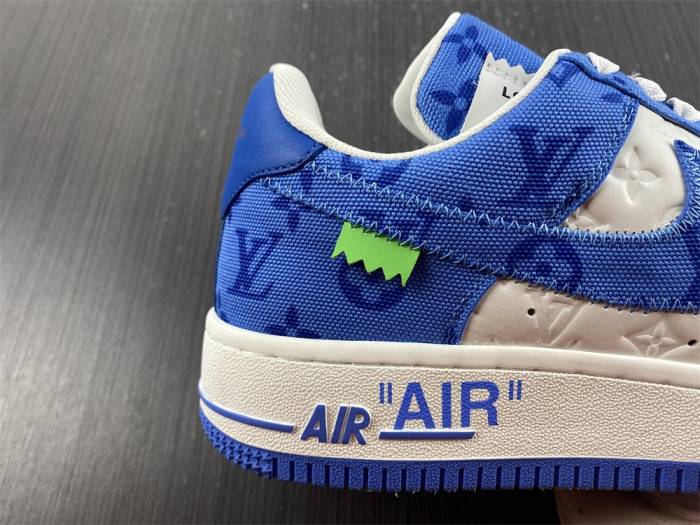NIKE AIR FORCE1’07 LOW BLUE