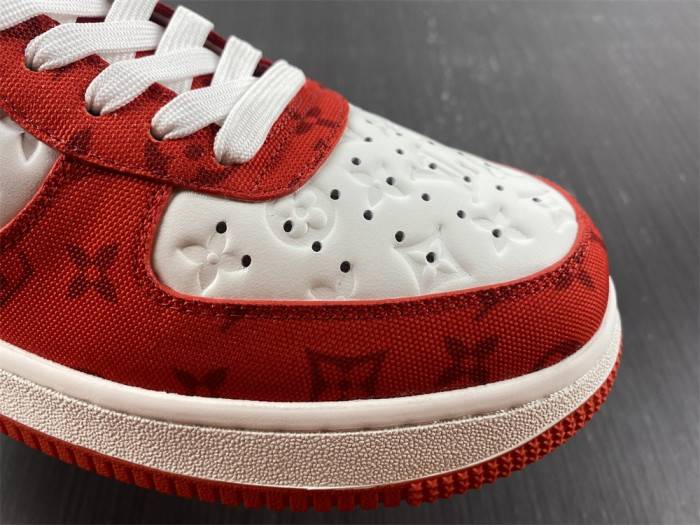 NIKE AIR FORCE1’07 LOW