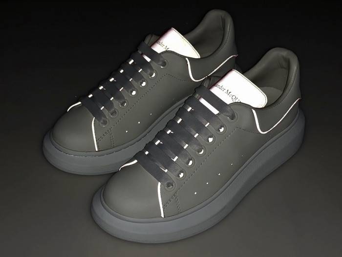 MQ Sneakers