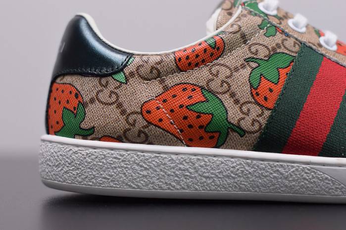 GUCC Ace Embroidered Low-Top Sneaker 431920 DOPEO 9064