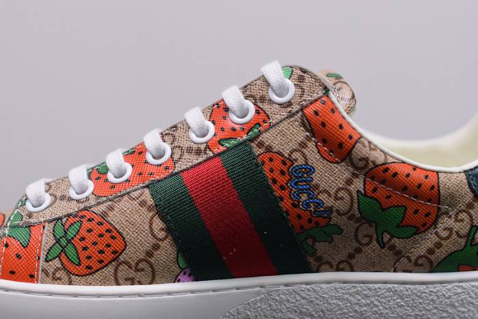 GUCC Ace Embroidered Low-Top Sneaker 431920 DOPEO 9064