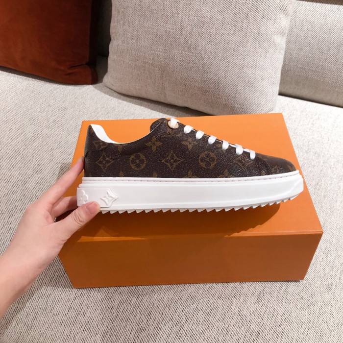 Loui Vuitto SNEAKER