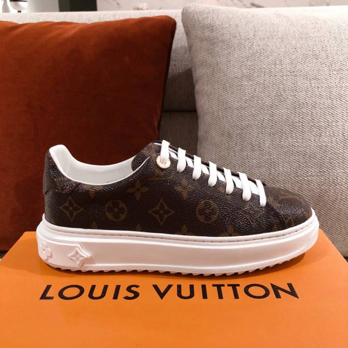 Loui Vuitto SNEAKER
