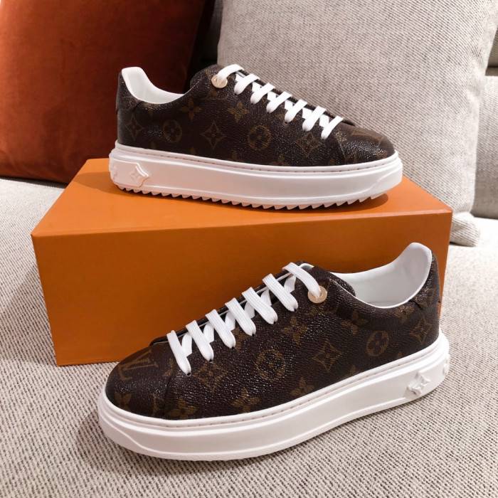 Loui Vuitto SNEAKER