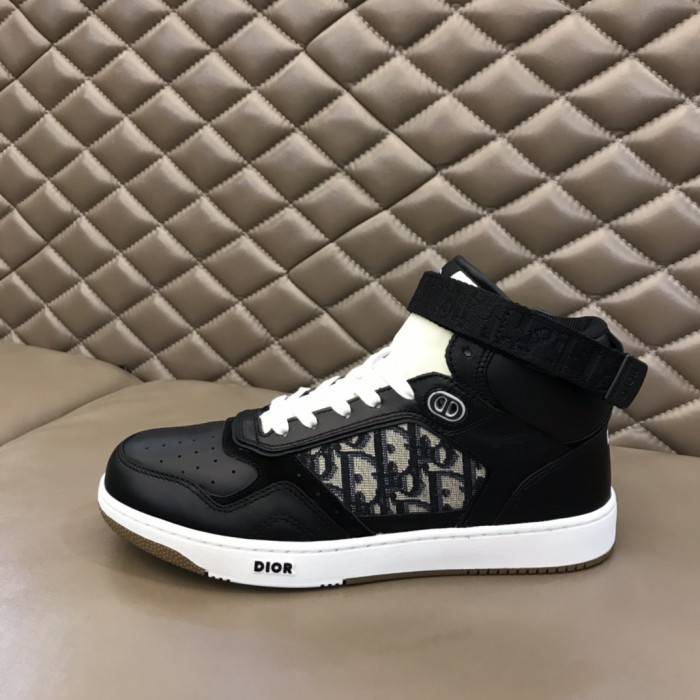 D10R B27 SNEAKER