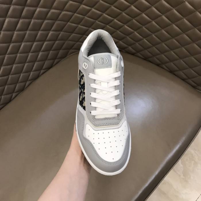 D10R B27 SNEAKER