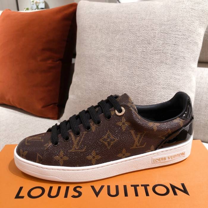 Loui Vuitto SNEAKER