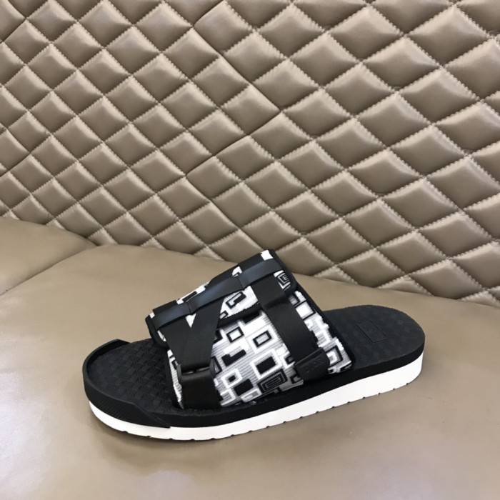 D10R SANDALS