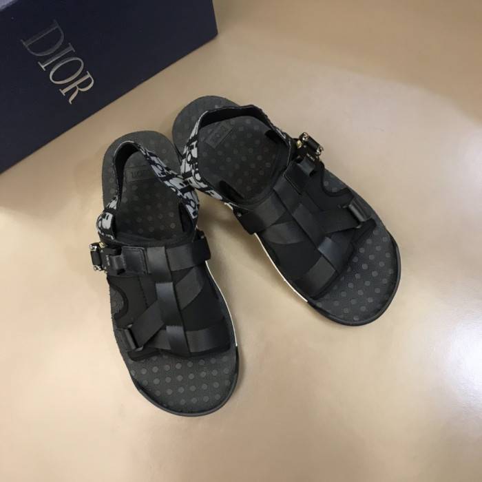 D10R SANDALS