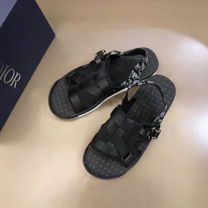 D10R SANDALS