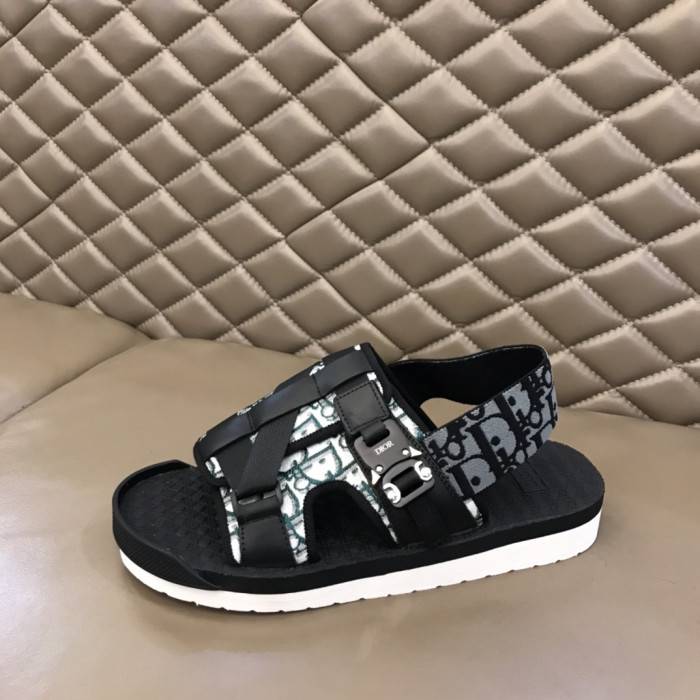 D10R SANDALS
