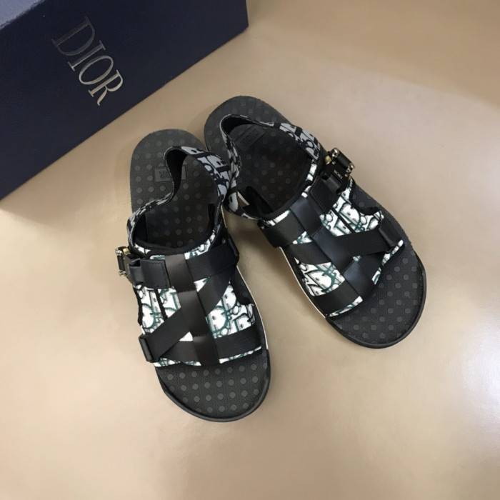 D10R SANDALS