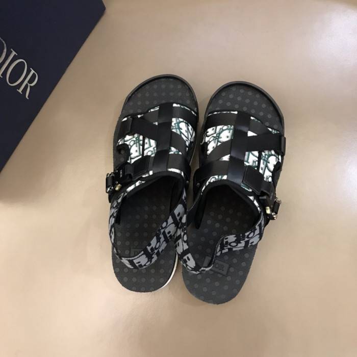 D10R SANDALS