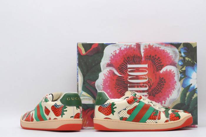 GUCC ACE EMBROIDERED LOW-TOP SNEAKER