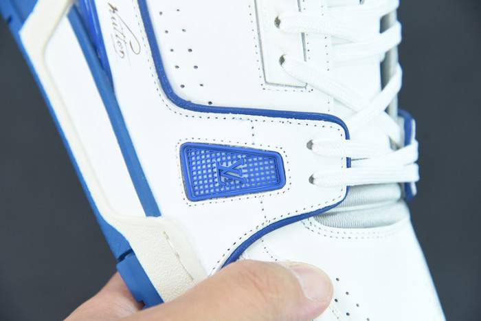 LOUI VUITTO SNEAKER