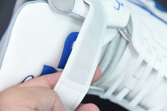 LOUI VUITTO SNEAKER