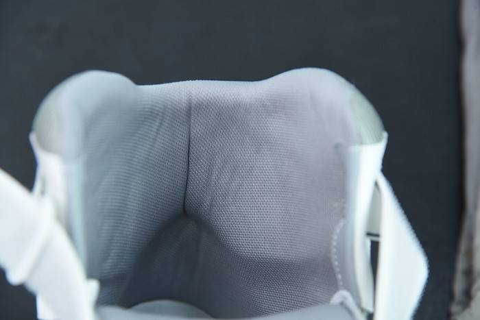 LOUI VUITTO SNEAKER