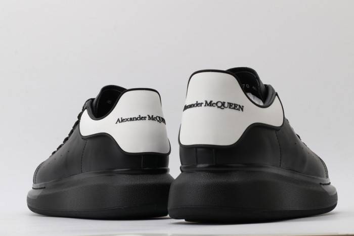 MQ Sneakers