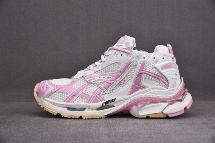 Ba*len*cia*ga -runner