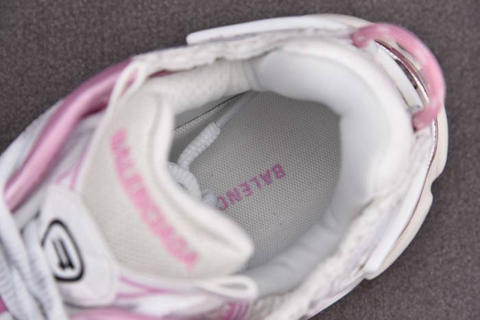 Ba*len*cia*ga -runner