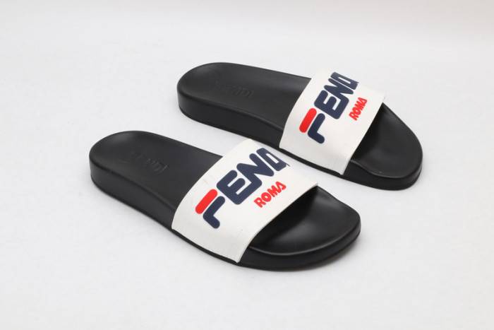 FEND1 SLIPPERS