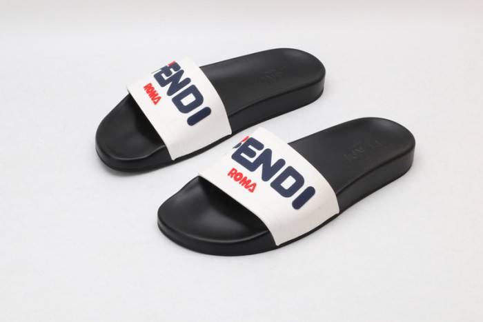 FEND1 SLIPPERS