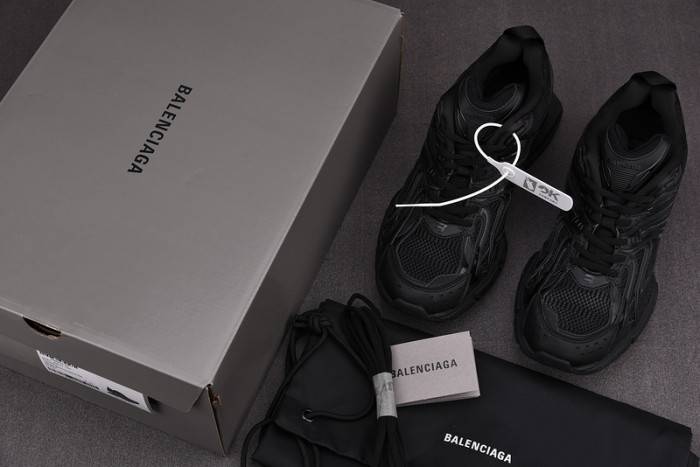 Ba*len*cia*ga x-pander