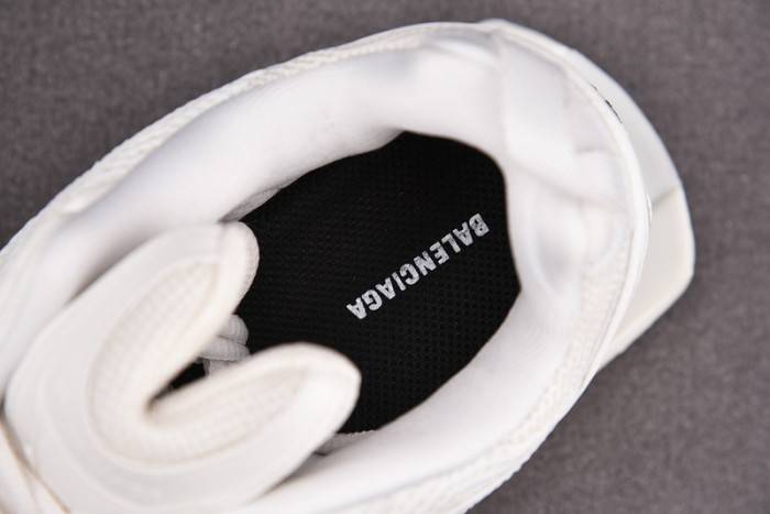 Ba*len*cia*ga x-pander