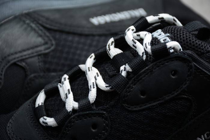 BLCG Triple S Black Clear Sole 541624 W09O1 1000