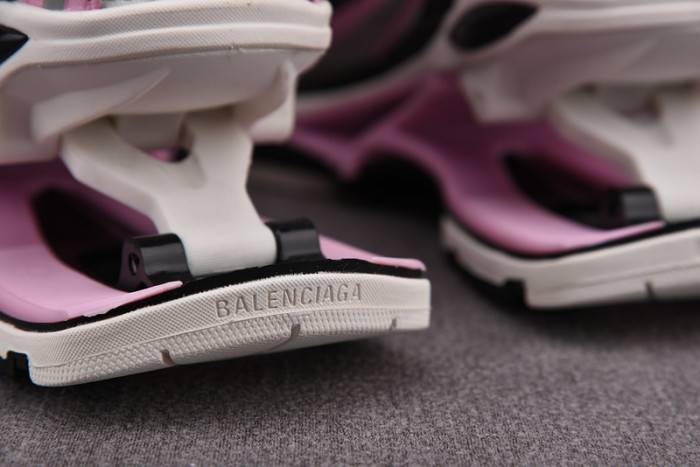 Ba*len*cia*ga x-pander