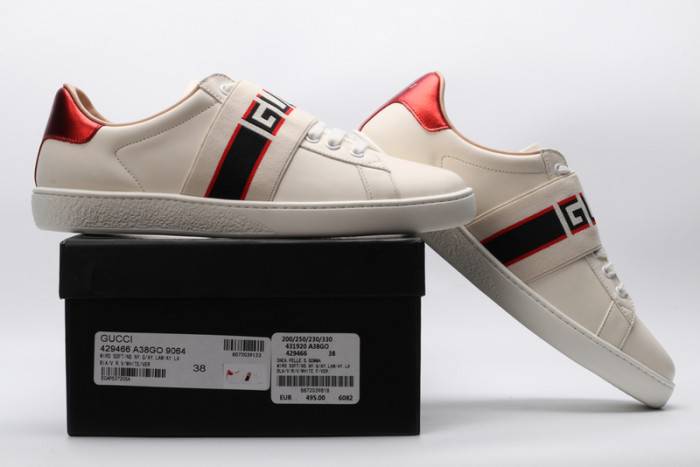 GUCC Ace Embroidered Low-Top Sneaker
