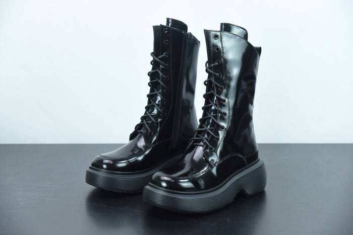 bo*te*ga Ve*ne*ta boots