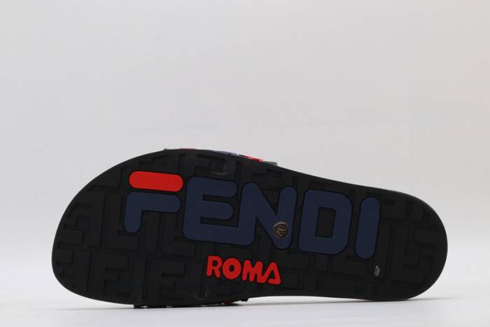 FEND1 SLIPPERS