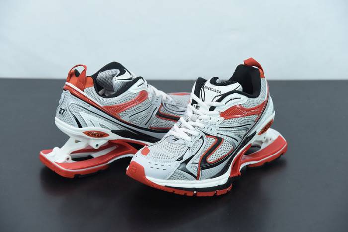 Ba*len*cia*ga x-pander