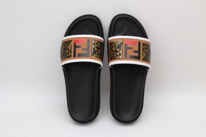 FEND1 SLIPPERS