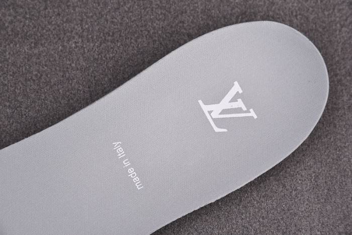 LOUI VUITTO SNEAKER