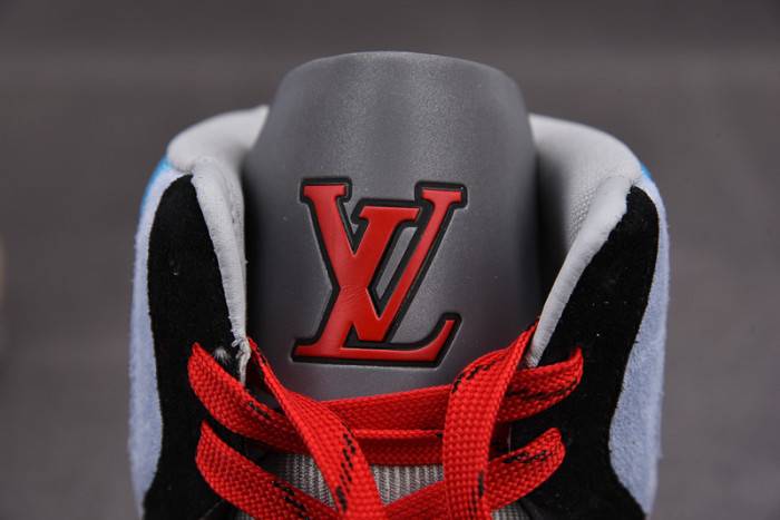 LOUI VUITTO SNEAKER