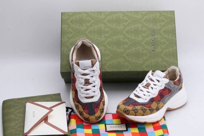 GUCC SNEAKER