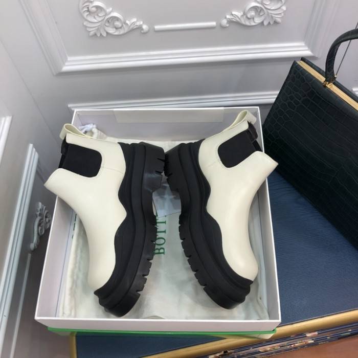 bo*te*ga Ve*ne*ta boots