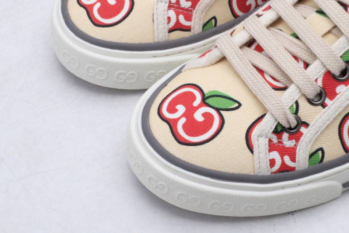 GUCC SNEAKER