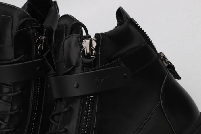 GZ SNEAKER
