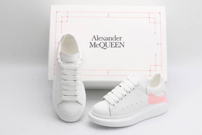 MQ Sneakers