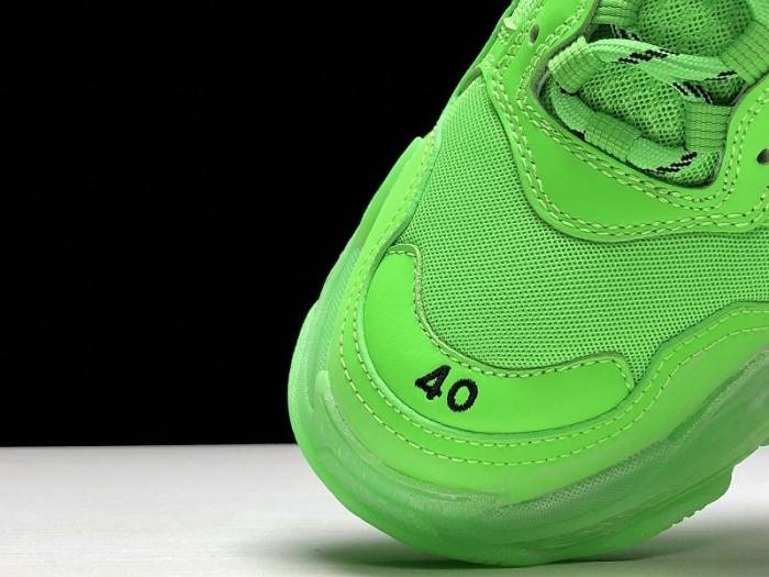 BLCG Sneaker Triple.s.Gomma “Neon Green”541624 W09OL 3801