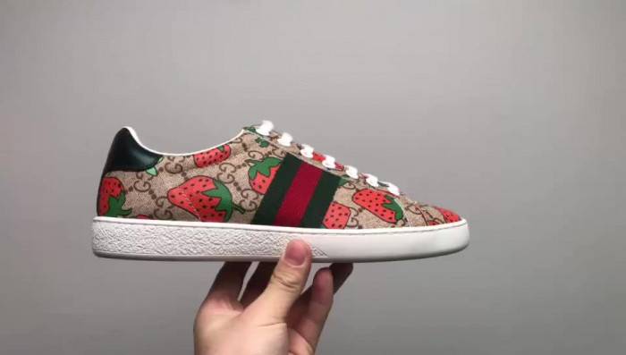 GUCC Ace Embroidered Low-Top Sneaker 431920 DOPEO 9064