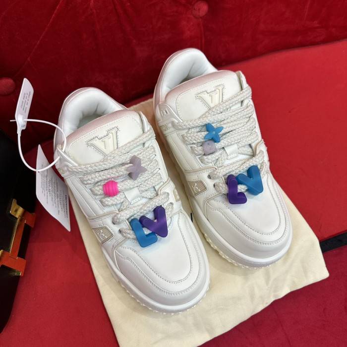 LOUI VUITTO SNEAKER